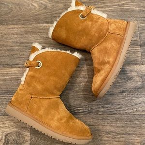 Kookaburra by UGG Boots